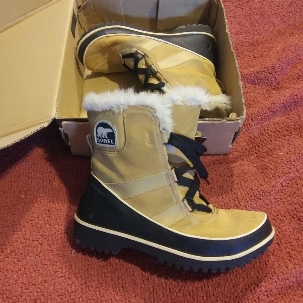 Sorel Waterproof fur boots